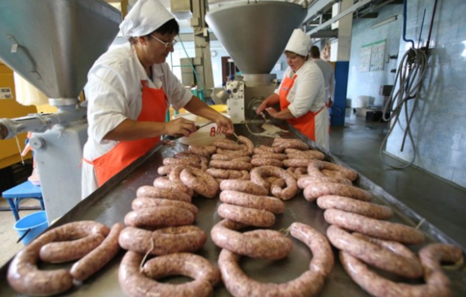 Состав мини цеха для производства колбасы