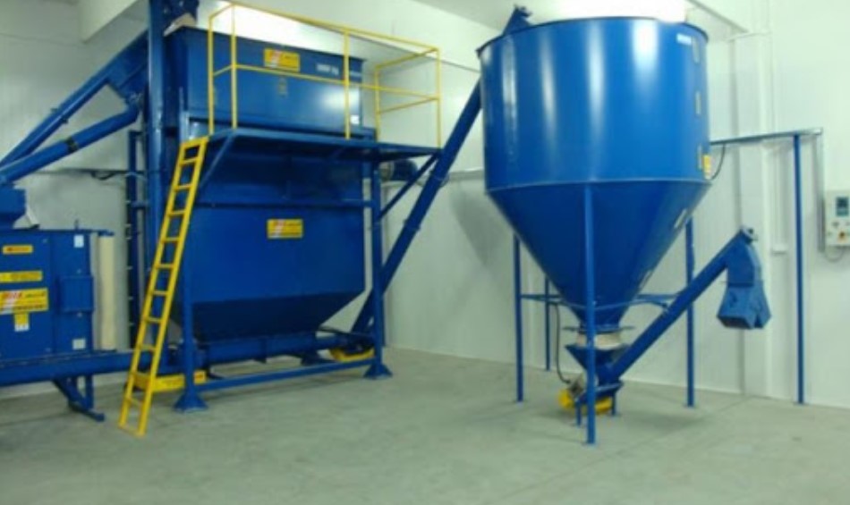 Мини комбикормовый завод