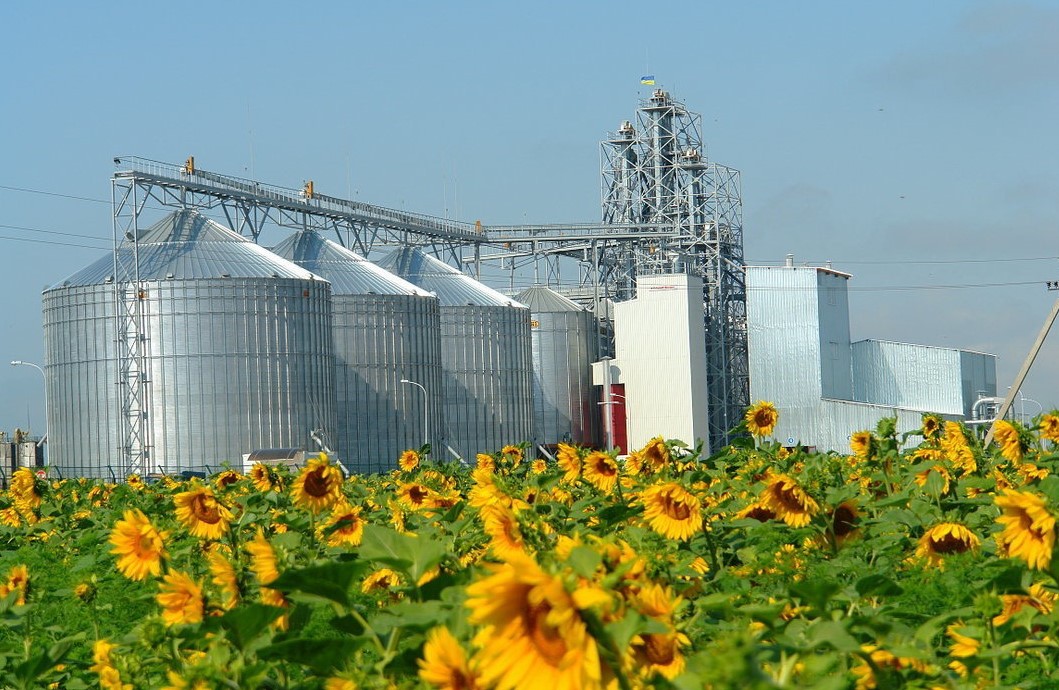 Завод по изготовлению подсолнечного масла
