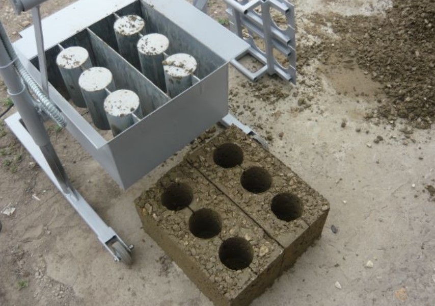 Станок для изготовления шлакоблоков