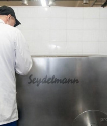 Мясоперерабатывающий комбинат Петровские деликатесы