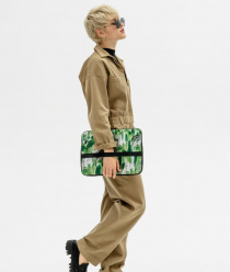 TÜLENEVA. Швейное производство.