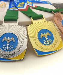 Значки на заказ