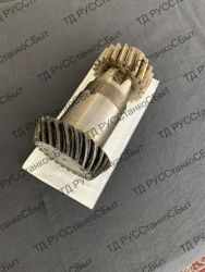 Вал-шестерня F400R 17.20.303 для фрезерного станка