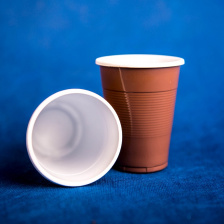 Стаканчик одноразовый 200 мл пластиковый двухслойный коричнево-белый Экстра 80/30/2400