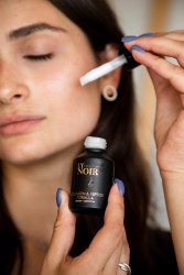 Лосьон-сыворотка для кожи вокруг глаз серия LY NOIR COLLAGEN & PEPTIDE FORMULA 50 мл