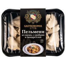 Пельмени из щуки с грибами и моцареллой ручная лепка