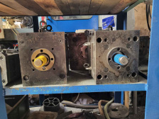 Пресс-формы для литья пластмасс