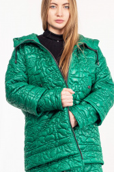 Женская стёганая куртка из плащевой ткани с капюшоном