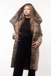 Утеплённая длинная куртка