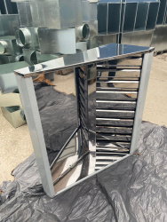 Вытяжной зонт с жироуловителем