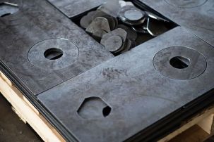 Изготовление металлических карточек