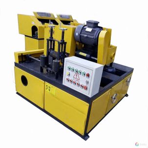 Автоматический станок для очистки профильных и круглых труб от ржавчины.