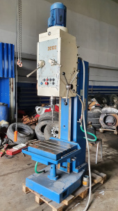 Станок сверлильный 2С132