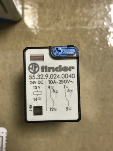 Реле промежуточное Finder