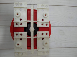 Литье пластмасс: абс, полиэтилен, полистирол.