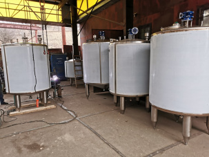 Емкости  нержавеющие с рубашками нагрева/охлаждения, мешалками различного типа