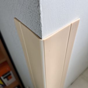 Угловая защита TS 200