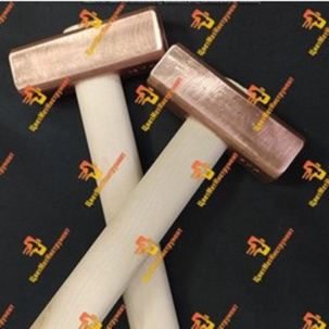 Молоток медный искробезопасный от 0.25 кг,0.30 кг,0.5кг,0.75кг,1кг,1.5кг,1.8кг,2кг.