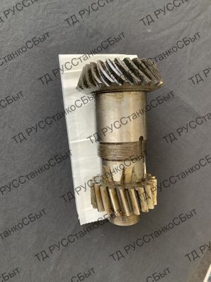 Запасные части для токарно-винторезных станков мод. 1М63Н(1М63),16К40 (1А64),1Н65(1М65),РТ117,РТ817