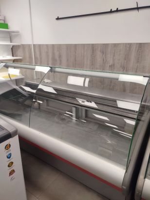 Морозильная камера, холодильная камера