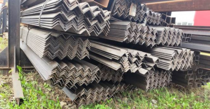 Швеллер стальной 12У