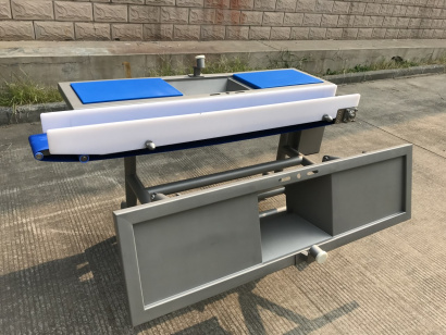 Инспекционный стол с конвейерной лентой для салатной линии Leaddenmar Inspection Table 6WP