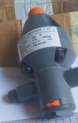 Клапан поддержания давления +GF+ тип V782 PVC DN15