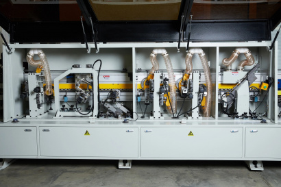 Кромкооблицовочный автоматический станок VELBERG MC468J