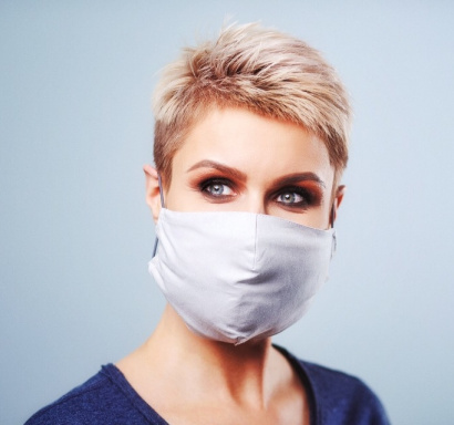 Маска для лица многоразовая 4-х слойная SalutemE