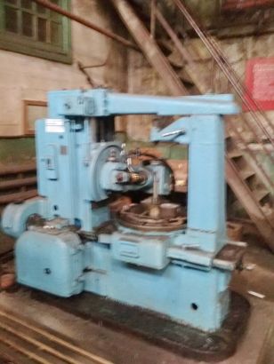 Станки: зубофрезерные; зубодолбежные; зубошлифовальные; зуборезные; зубострогальный