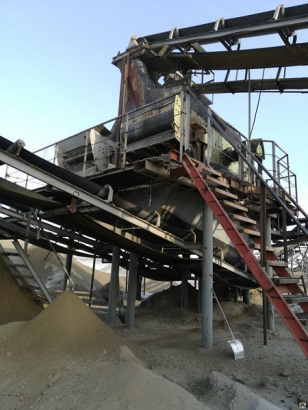 Промывочный комплекс Енисей-52 на базе инерционного грохота  ГИС-52 с конвейерами