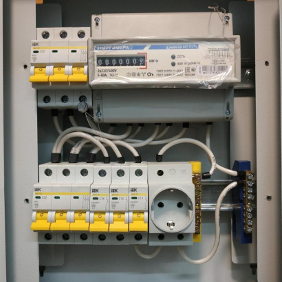 Готовые электрощиты ABB, iek.