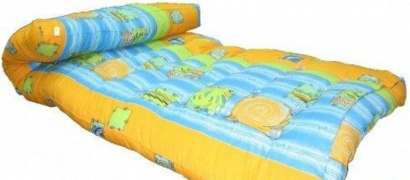 Столы на металлокаркасе и табуреты