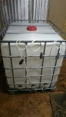 Еврокуб или IBC-контейнер - промышленный многоразовый пластиковый контейнер