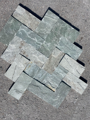 Плитка и брусчатка из Уральского камня