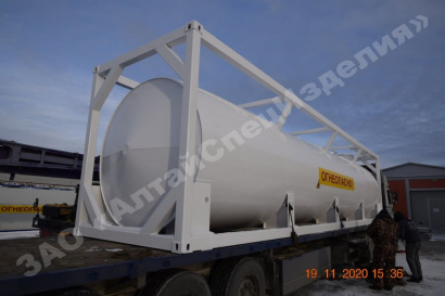 Резервуары нефтепродуктов