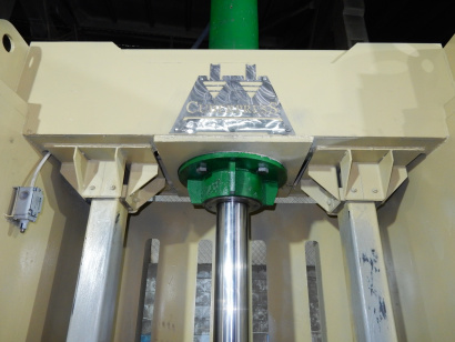 Пресс пакетировочный вертикальный Кубер-24В