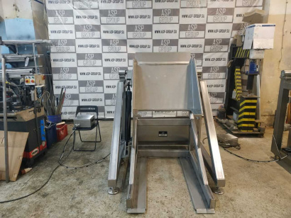 Подъемники-опрокидыватели для чан-тележек (чебурашек)