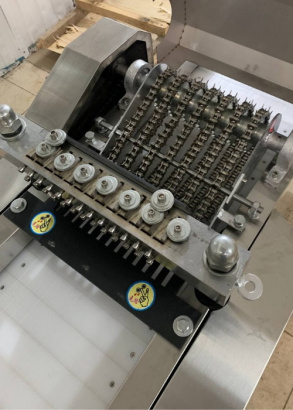 Машина для нарезки мяса и овощей кубиками Vega Meat Dicer 500