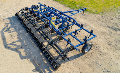 Культиватор КПК-8 с бороновальным и прикатывающим устройством