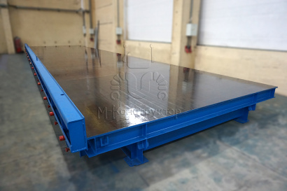 Поворотный вибростол