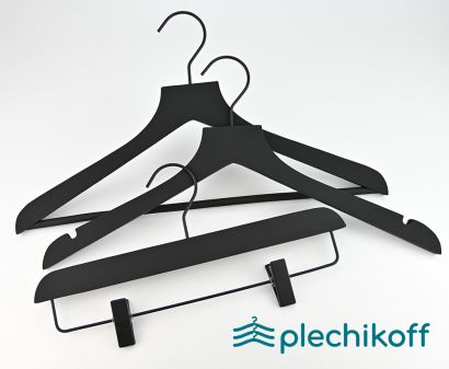 Вешалки-плечики для одежды из дерева и пластика PLECHIKOFF