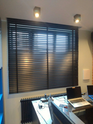 Карнизы, шторы, установка от производства Gallery Textil