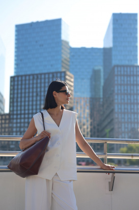 Швейная фабрика принимает заказы на пошив  курток, пиджаков, брюк и др под ключ и на давальческом сырье