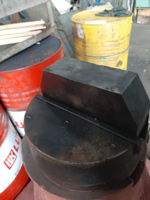 Молот МА4132 с массой падающих частей 160 кг