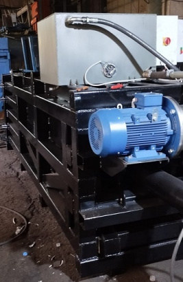 Пресс пакетировочный горизонтальный  Кубер-40Г Премиум