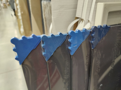 Защитные уголки для мебели, стекла и грузов