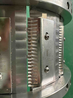 Промышленная овощерезка для нарезки корейской моркови Leaddenmar Strip Slicer 3000