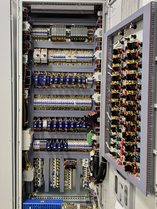 Контрактная сборка шкафов систем автоматизации и НКУ